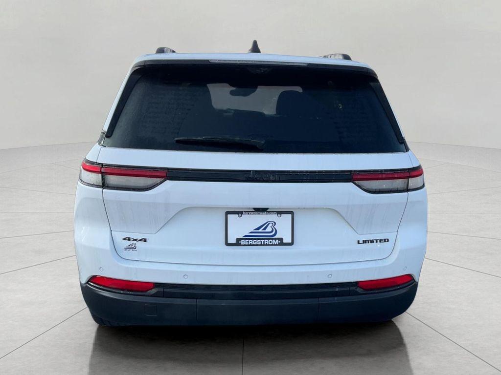new 2025 Jeep Grand Cherokee car, priced at $51,921