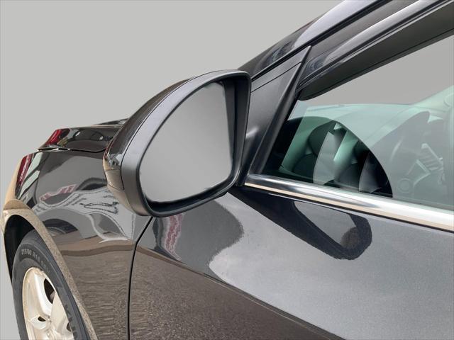 used 2013 Chevrolet Cruze car, priced at $6,495