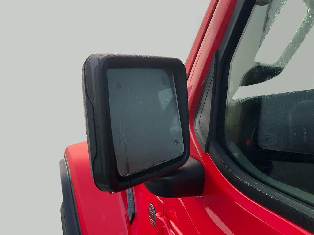 new 2025 Jeep Wrangler car, priced at $70,961