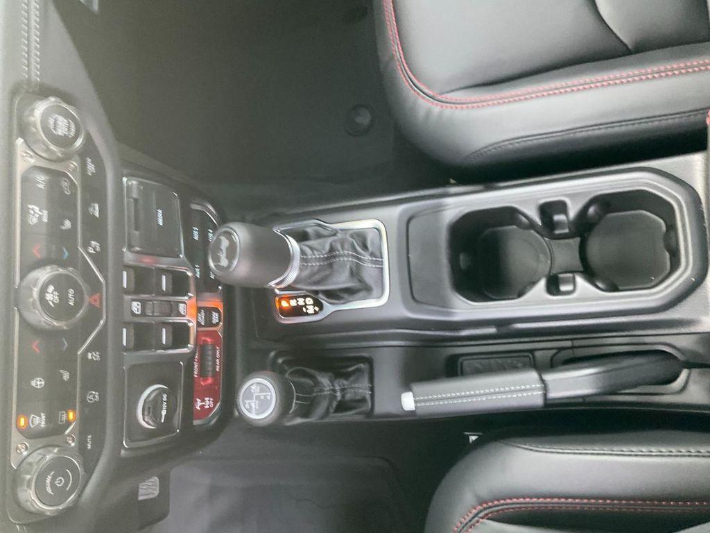 new 2025 Jeep Wrangler car, priced at $70,961