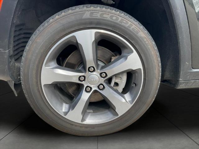 used 2023 Jeep Grand Cherokee L car, priced at $33,512