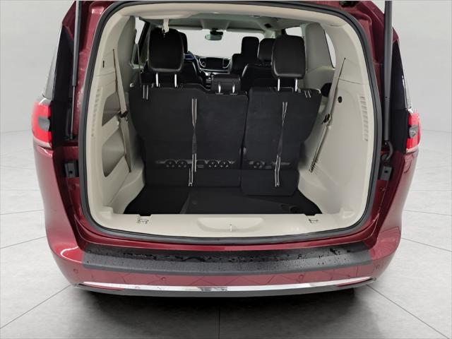 used 2023 Chrysler Pacifica car, priced at $25,139