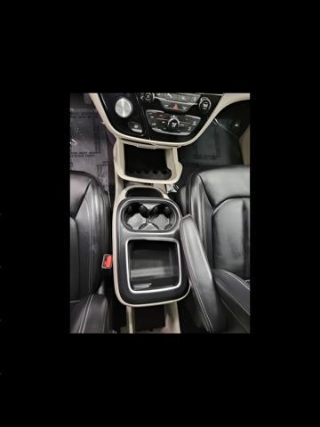 used 2023 Chrysler Pacifica car, priced at $25,139