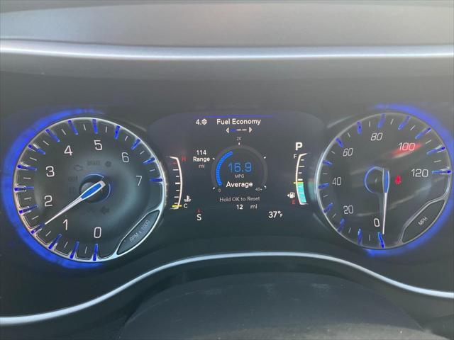 new 2025 Chrysler Pacifica car, priced at $40,922