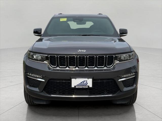 new 2024 Jeep Grand Cherokee car, priced at $45,623