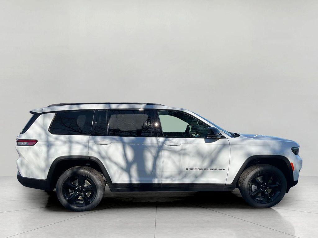 new 2025 Jeep Grand Cherokee L car, priced at $53,721