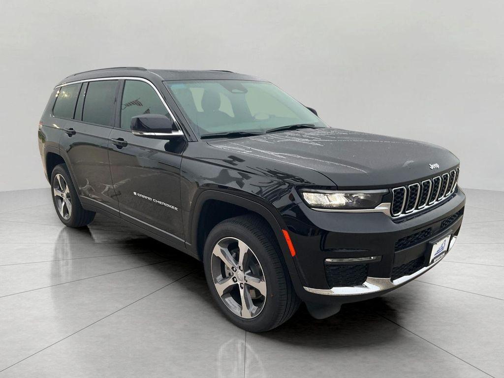 new 2025 Jeep Grand Cherokee L car, priced at $49,813