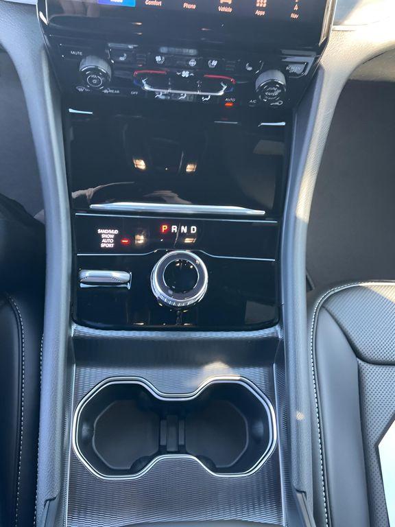 new 2025 Jeep Grand Cherokee car, priced at $50,771