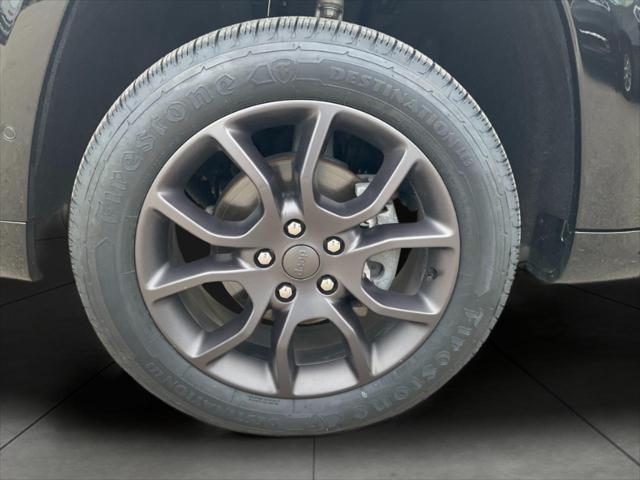 used 2020 Jeep Grand Cherokee car, priced at $31,176