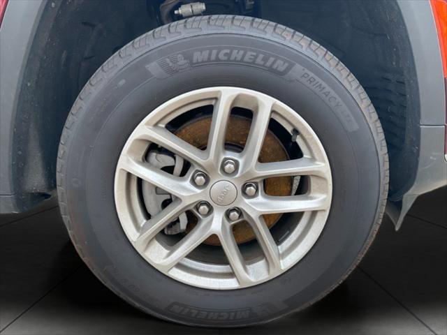 used 2023 Jeep Grand Cherokee L car, priced at $33,976