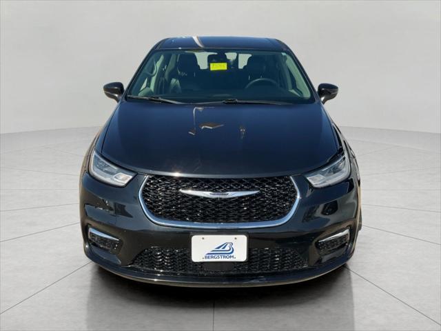 used 2023 Chrysler Pacifica car, priced at $25,472