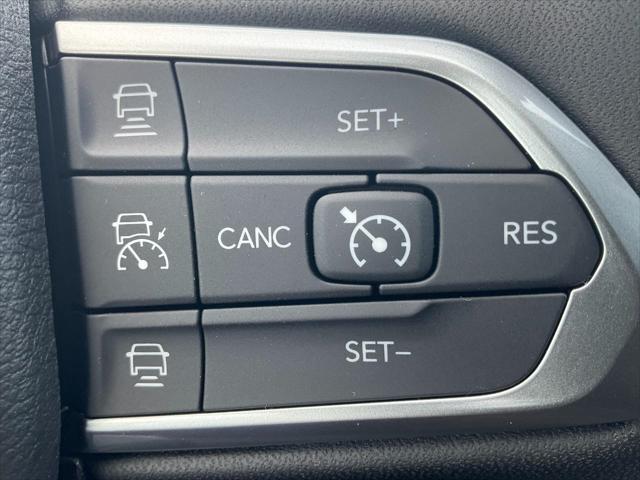 new 2025 Jeep Compass car, priced at $40,105