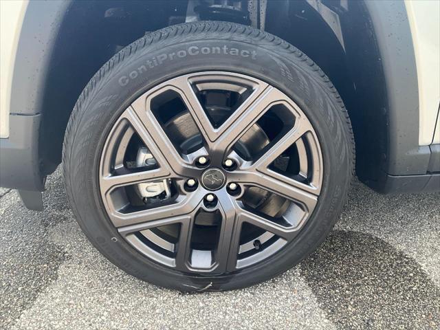 new 2025 Jeep Compass car, priced at $40,105