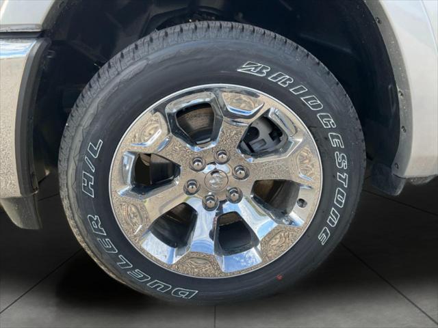 new 2025 Ram 1500 car, priced at $52,142
