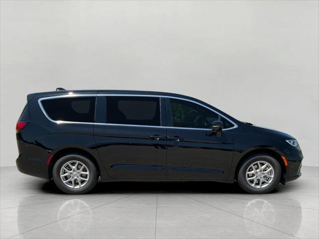 new 2025 Chrysler Pacifica car, priced at $42,690