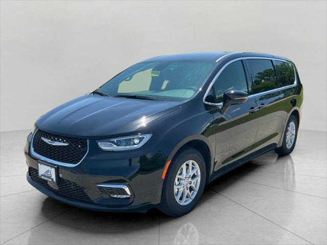 new 2025 Chrysler Pacifica car, priced at $42,690