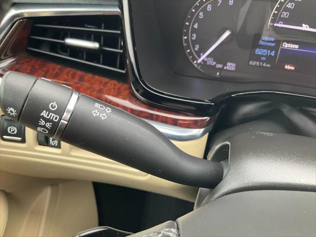used 2017 Cadillac XT5 car, priced at $19,993