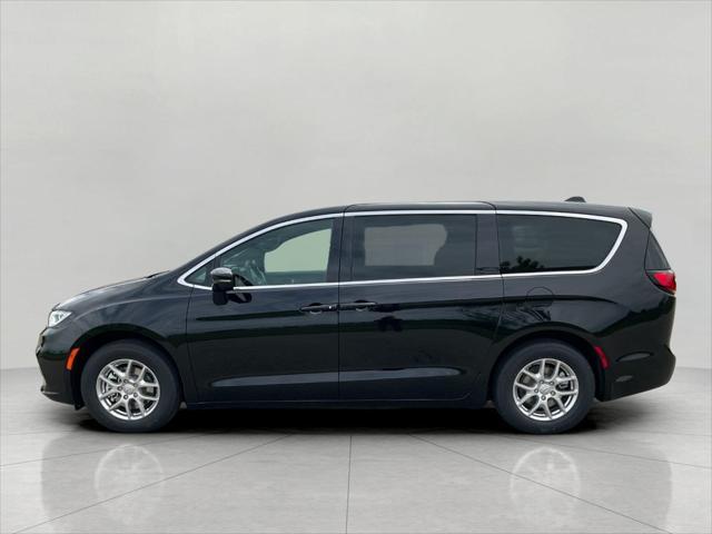new 2025 Chrysler Pacifica car, priced at $42,690