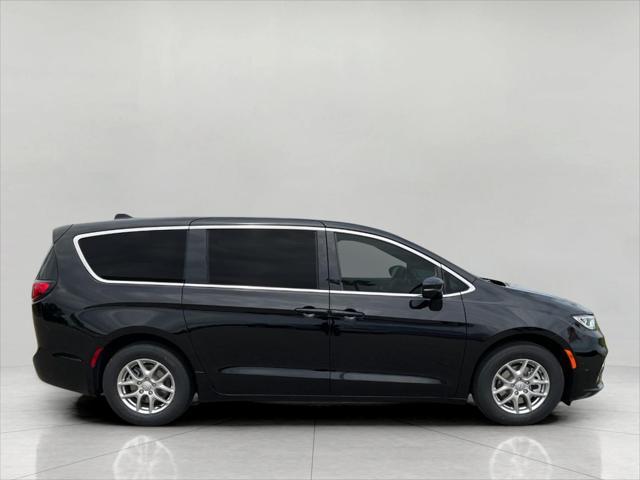 new 2025 Chrysler Pacifica car, priced at $42,690