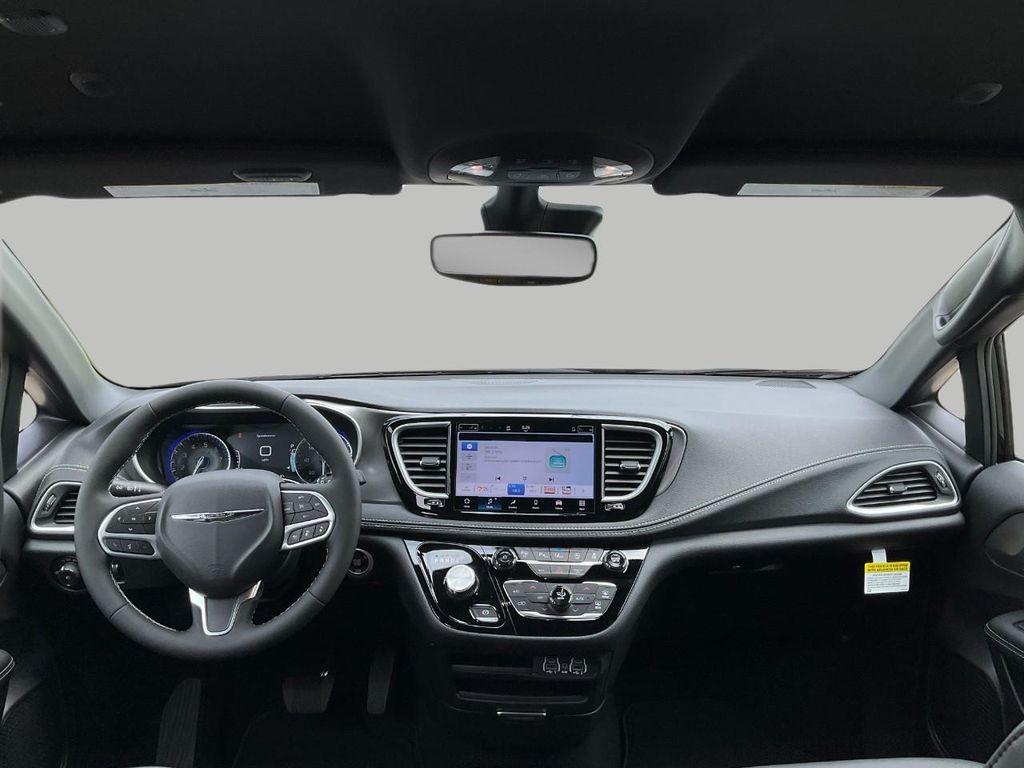 new 2025 Chrysler Pacifica car, priced at $39,225