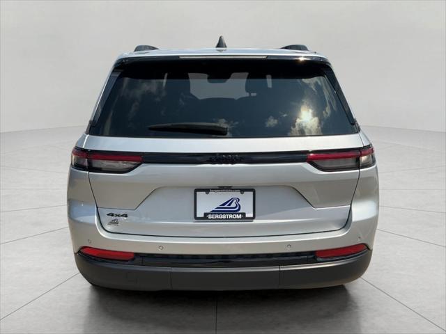 used 2023 Jeep Grand Cherokee car, priced at $35,158