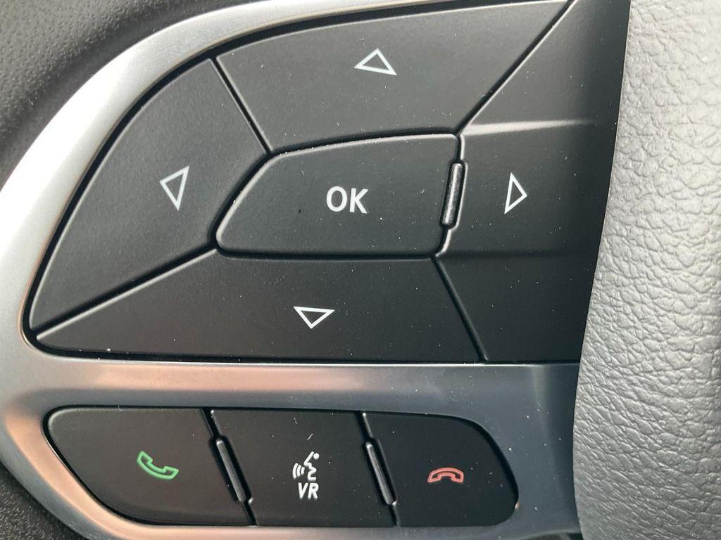 new 2025 Chrysler Pacifica car, priced at $42,763