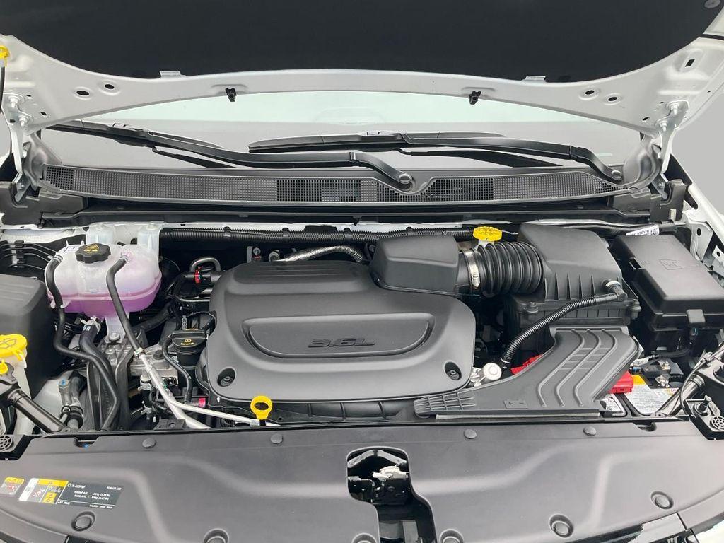 new 2025 Chrysler Pacifica car, priced at $42,763