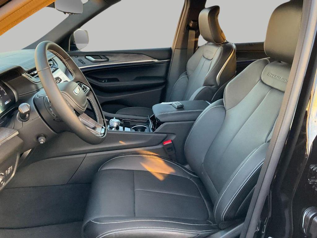 new 2025 Jeep Grand Cherokee L car, priced at $62,151