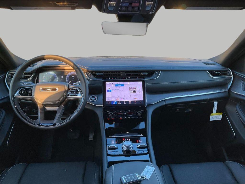 new 2025 Jeep Grand Cherokee L car, priced at $62,151