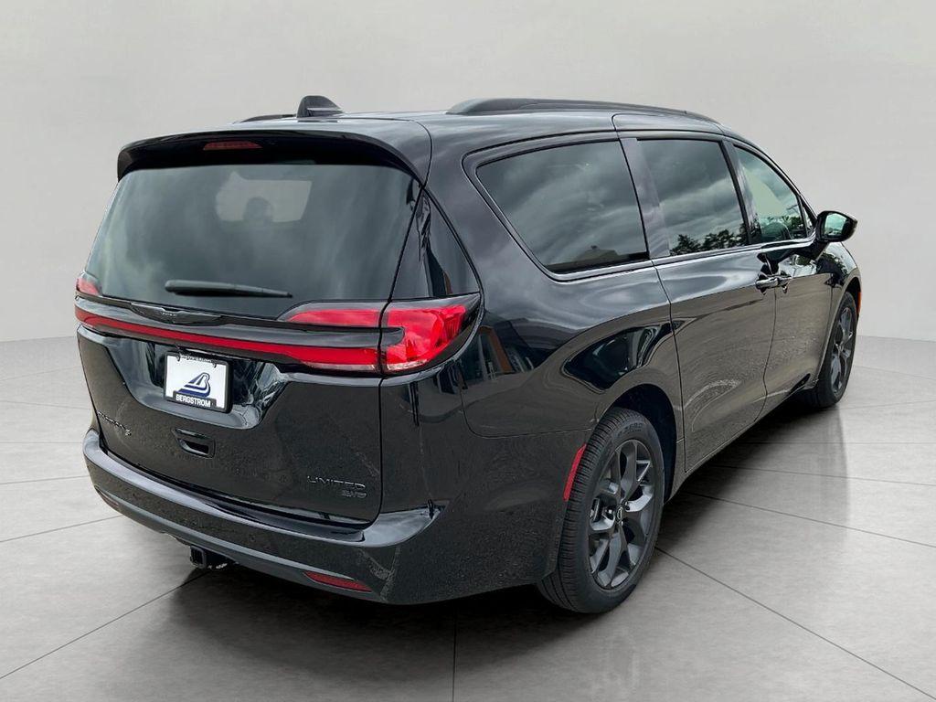 new 2026 Chrysler Pacifica car, priced at $53,124