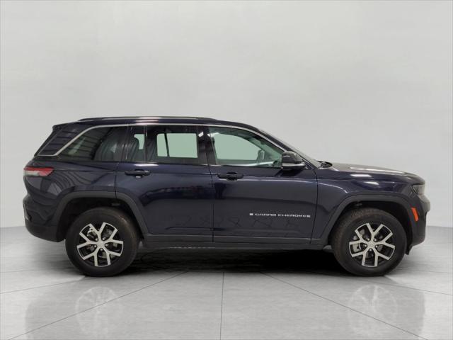used 2023 Jeep Grand Cherokee car, priced at $34,554