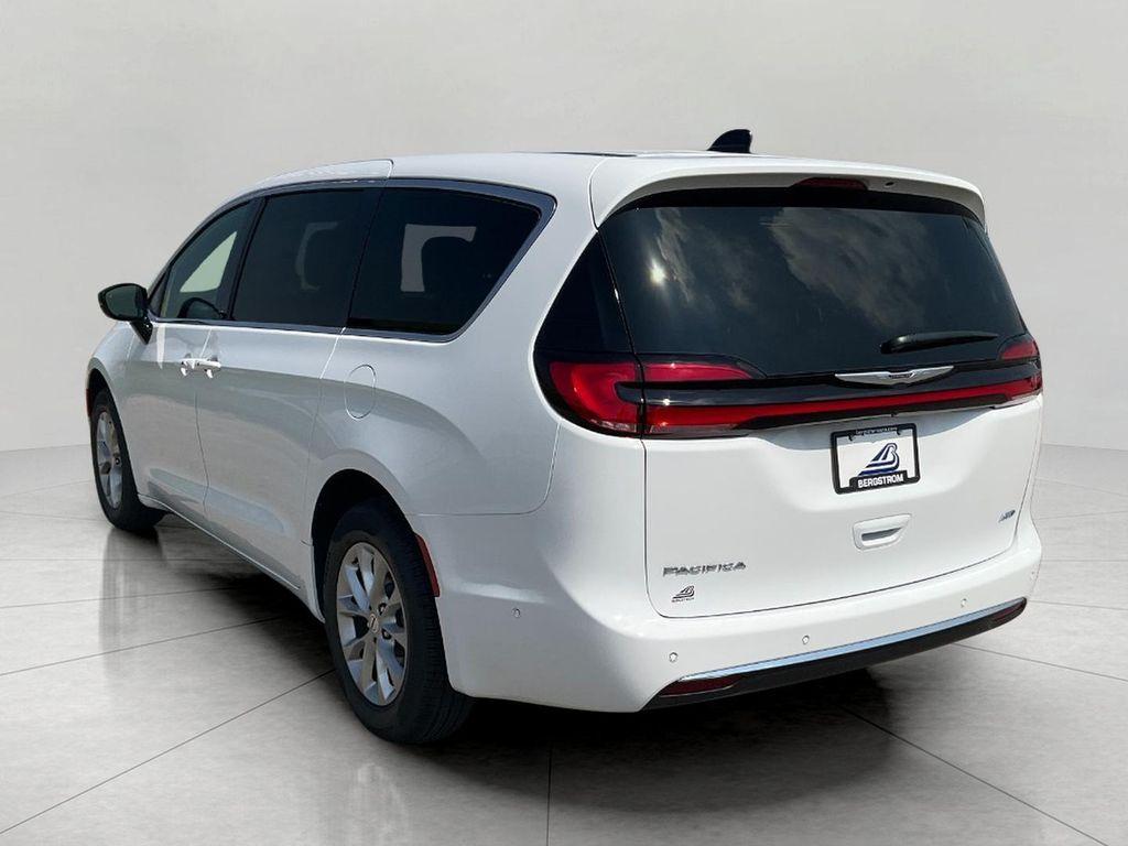 new 2025 Chrysler Pacifica car, priced at $42,145