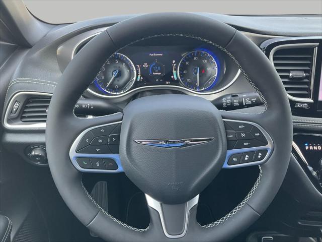 new 2025 Chrysler Pacifica car, priced at $45,462