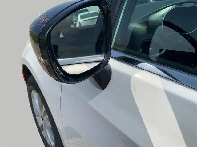 new 2025 Chrysler Pacifica car, priced at $45,462