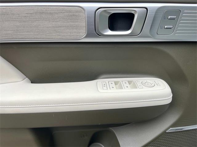 new 2024 Hyundai Santa Fe car, priced at $48,828