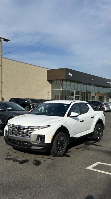 new 2024 Hyundai Santa Cruz car, priced at $31,544