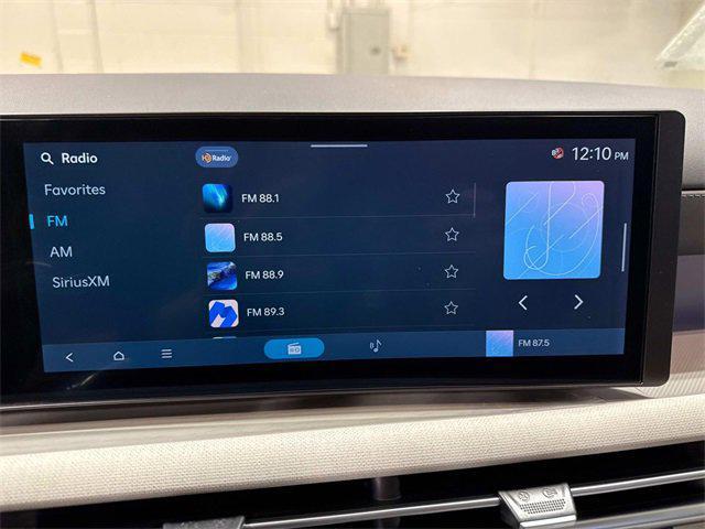 new 2025 Hyundai TUCSON Hybrid car, priced at $39,600