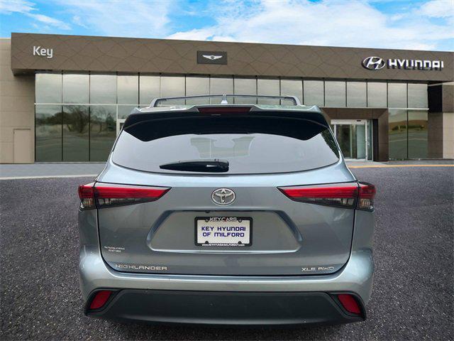 used 2022 Toyota Highlander car, priced at $29,291