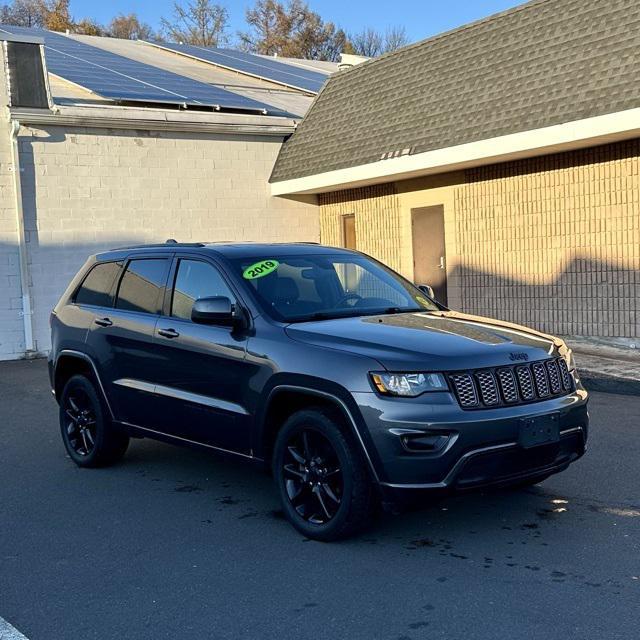 used 2019 Jeep Grand Cherokee car, priced at $22,336