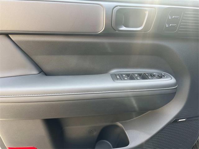 new 2025 Hyundai SANTA FE HEV car, priced at $52,164