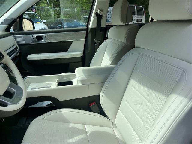 new 2025 Hyundai Santa Fe car, priced at $51,425