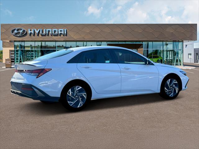 new 2025 Hyundai Elantra car, priced at $25,580