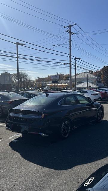 new 2024 Hyundai Sonata car, priced at $30,733