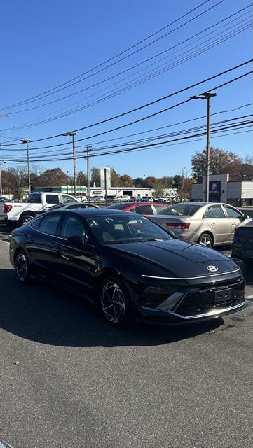 new 2024 Hyundai Sonata car, priced at $30,733