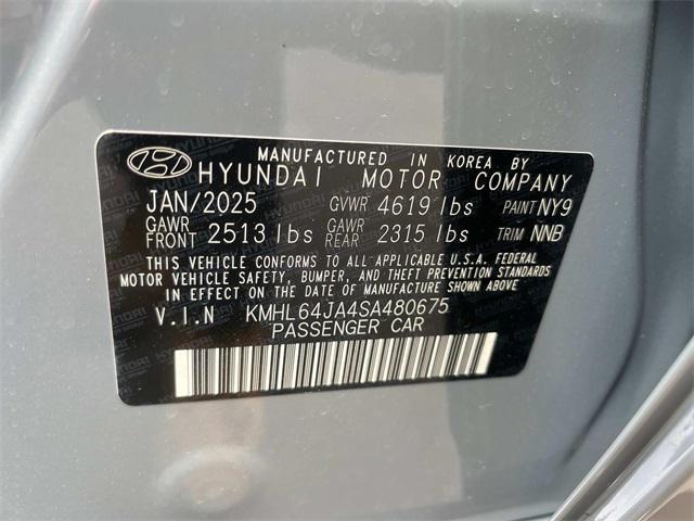 new 2025 Hyundai Sonata car, priced at $31,180