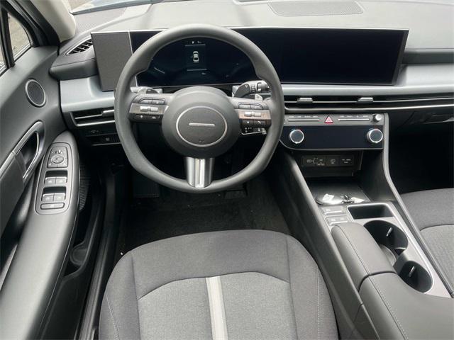 new 2025 Hyundai Sonata car, priced at $31,180