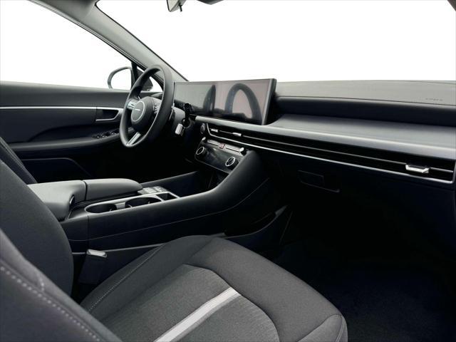 new 2025 Hyundai Sonata car, priced at $31,180
