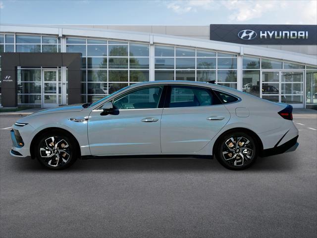 new 2025 Hyundai Sonata car, priced at $31,180
