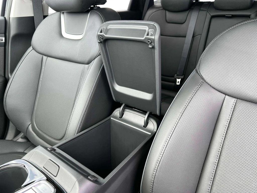 new 2024 Hyundai TUCSON Hybrid car, priced at $40,494
