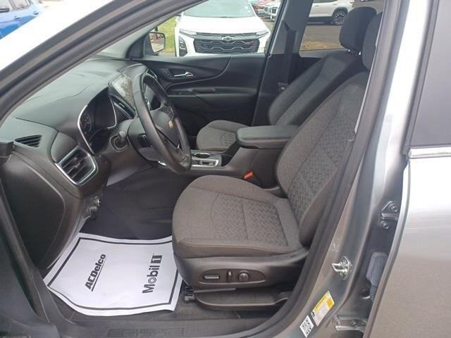 used 2023 Chevrolet Equinox car, priced at $26,539
